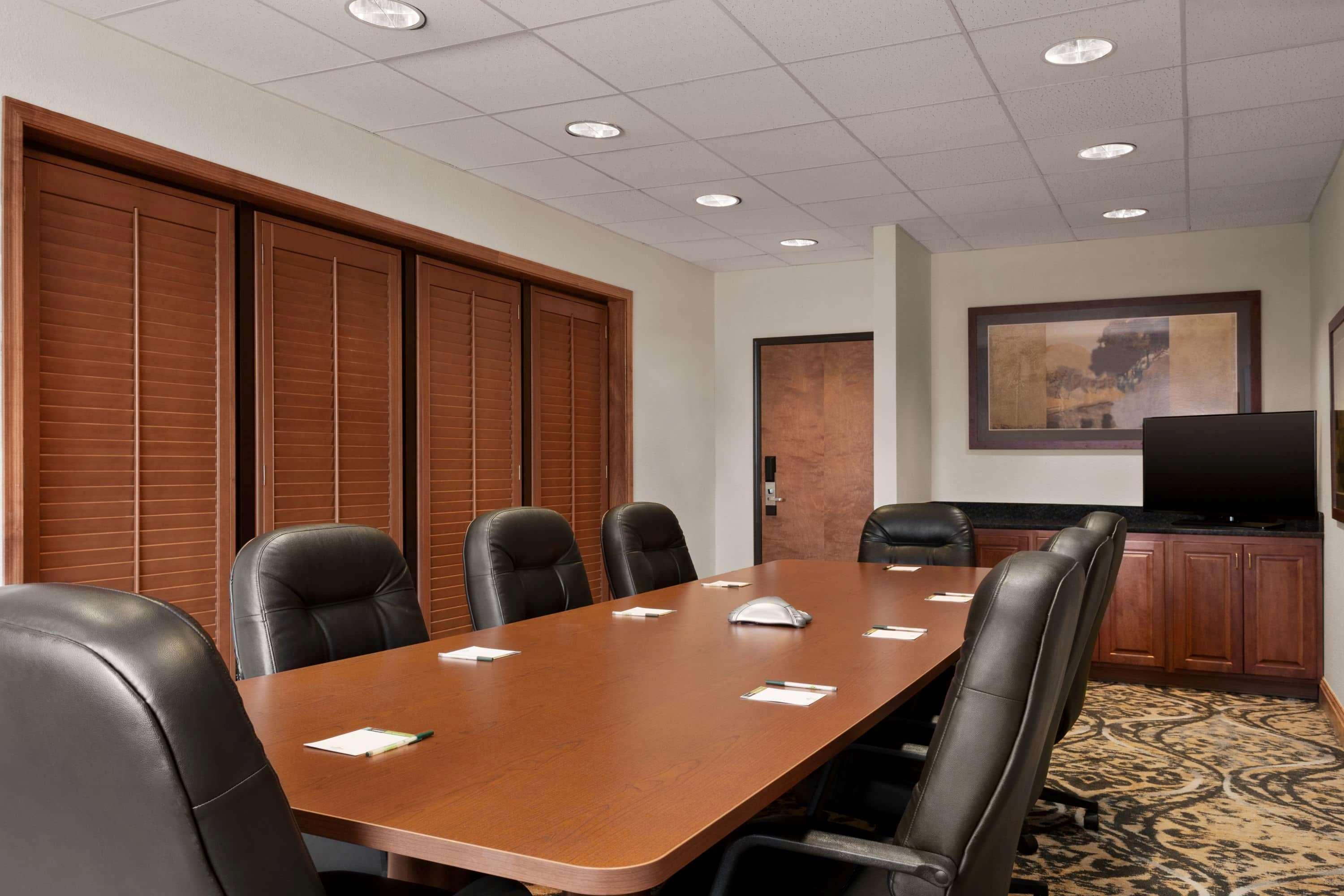 Wingate By Wyndham Bentonville Ngoại thất bức ảnh