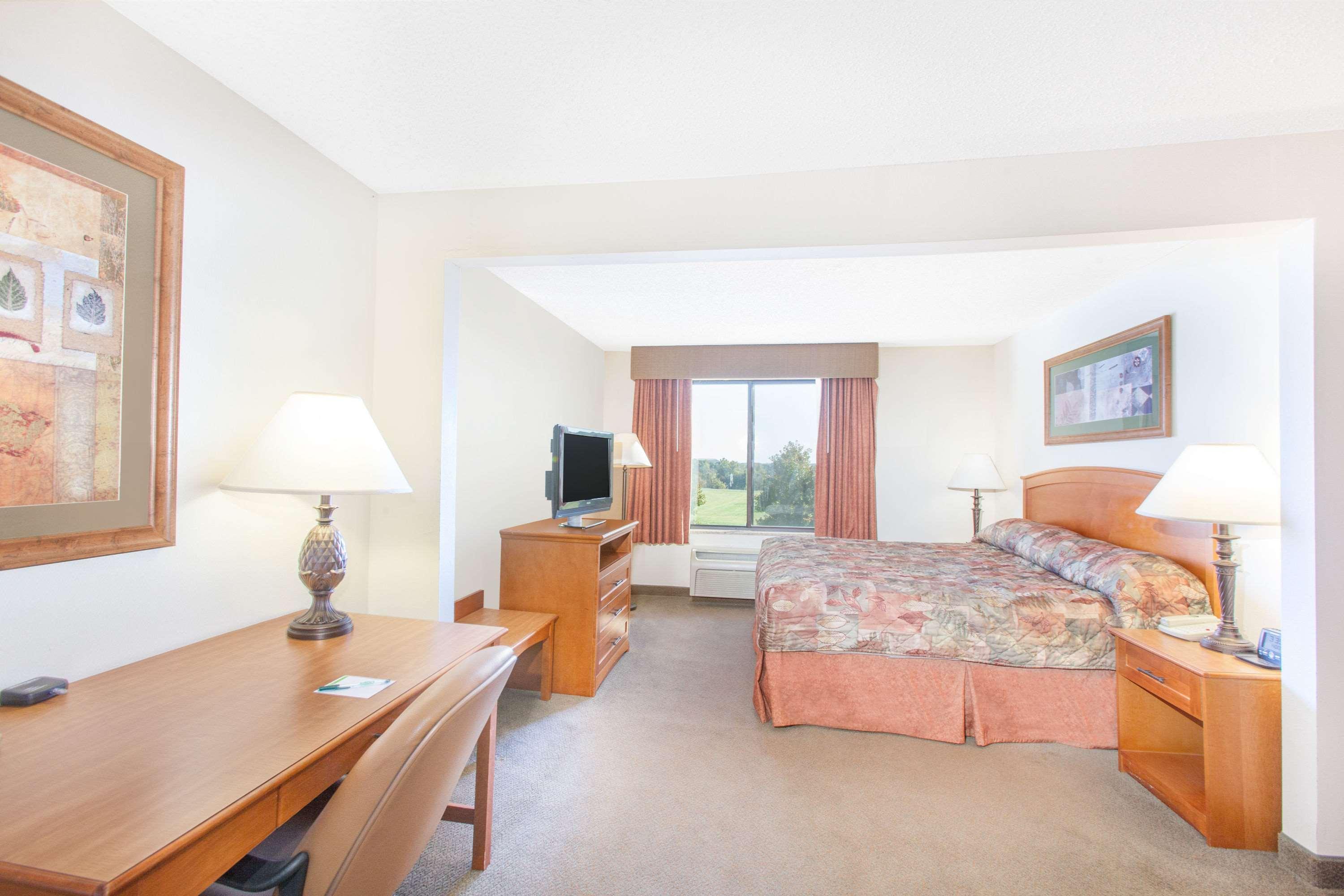 Wingate By Wyndham Bentonville Ngoại thất bức ảnh
