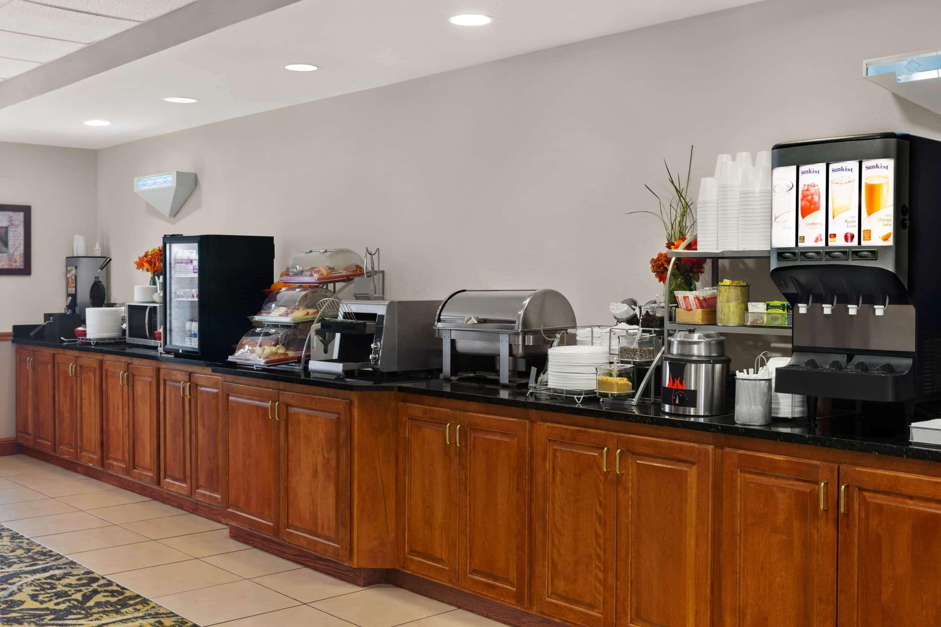 Wingate By Wyndham Bentonville Ngoại thất bức ảnh