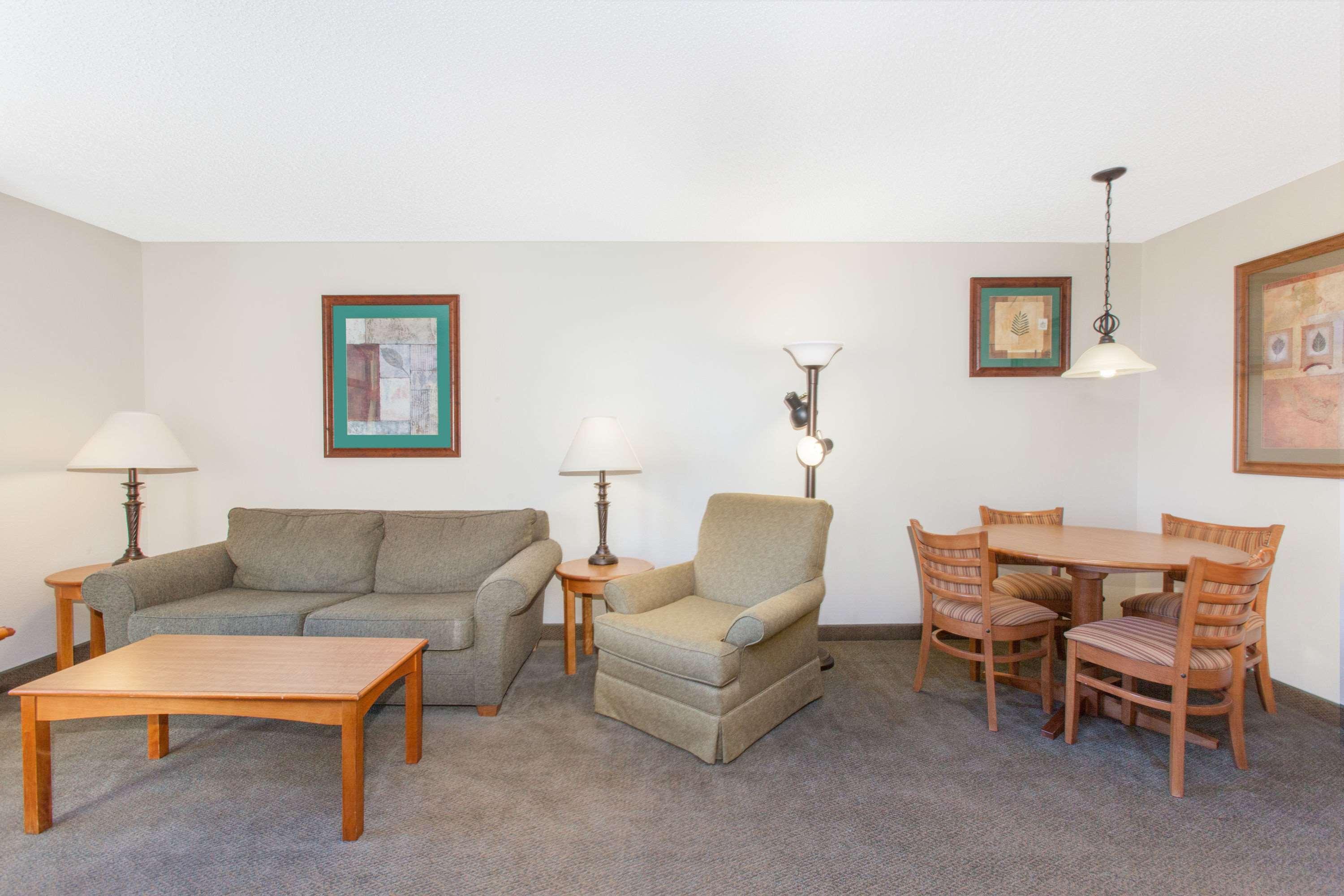 Wingate By Wyndham Bentonville Ngoại thất bức ảnh
