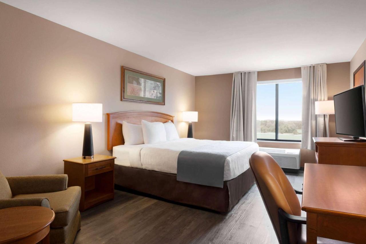 Wingate By Wyndham Bentonville Ngoại thất bức ảnh